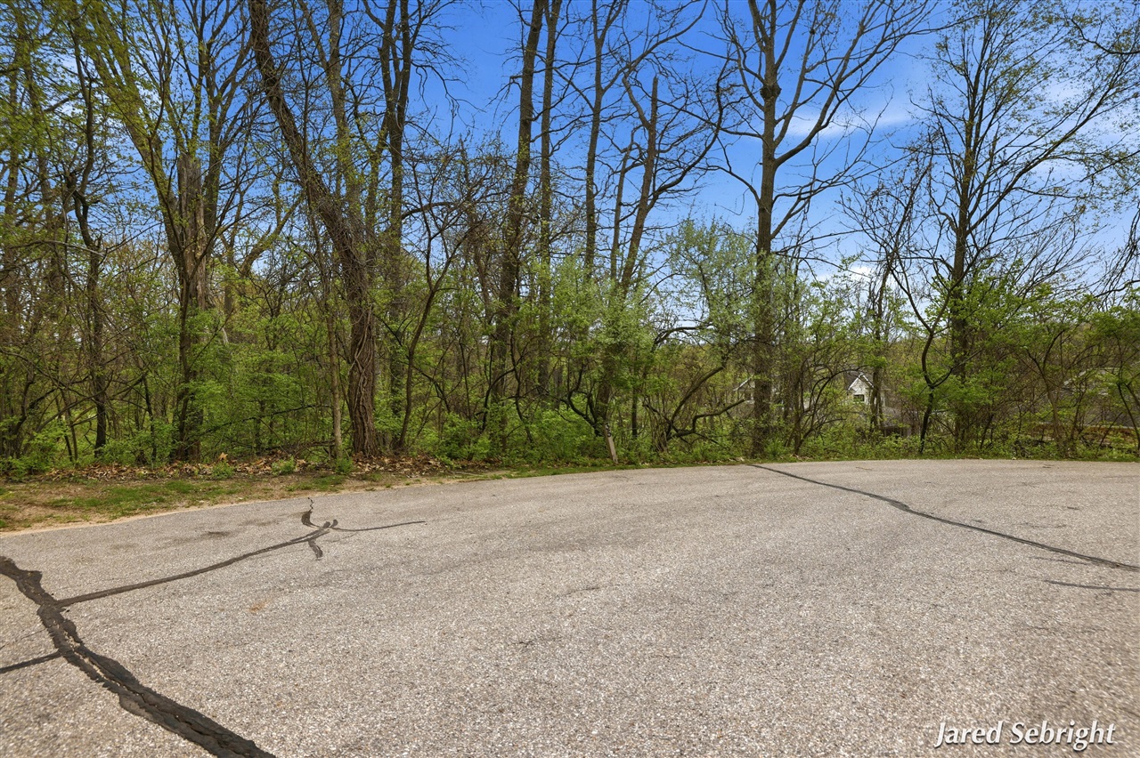 12462 Cranes Avenue, Richland, MI, 49083-8626