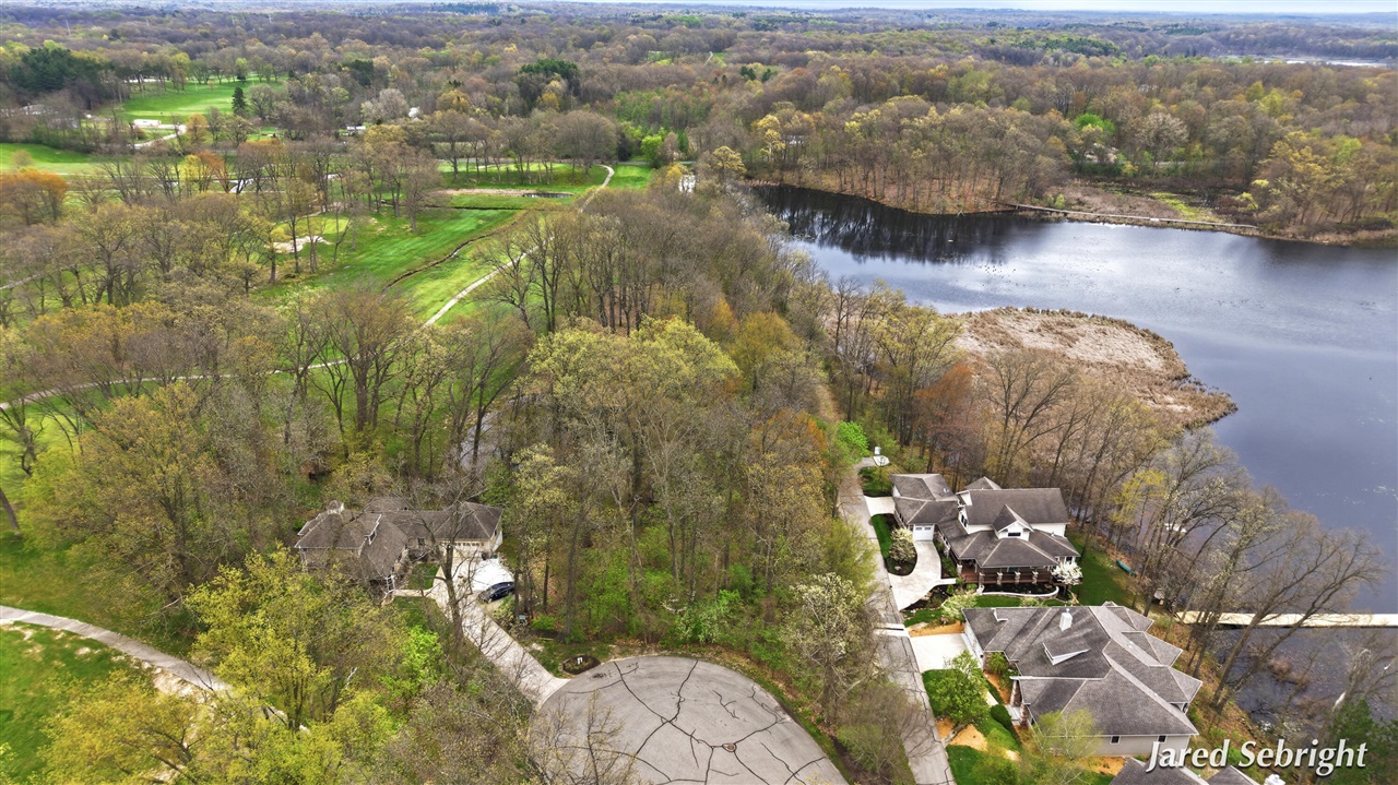 12462 Cranes Avenue, Richland, MI, 49083-8626