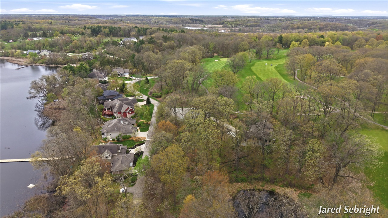 12462 Cranes Avenue, Richland, MI, 49083-8626