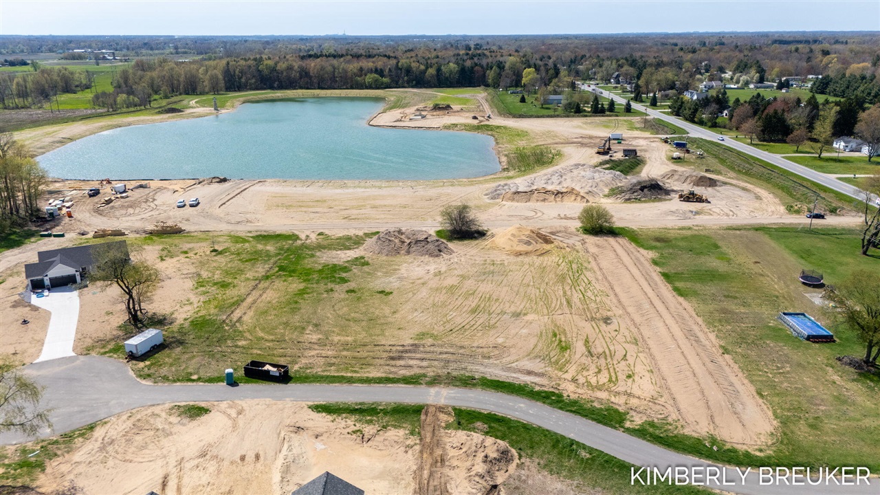 2041 W Maple Road, Commerce Twp, MI, 48390