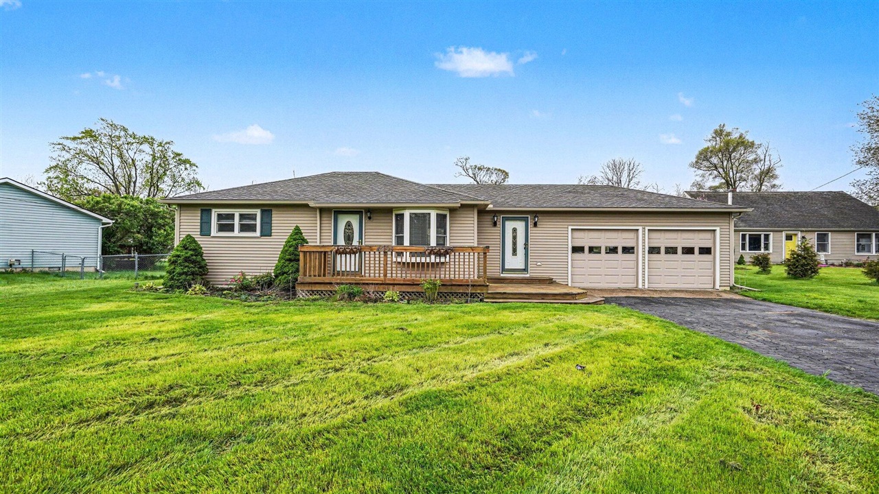 4693 Dexter Pinckney Road, Dexter, MI, 48130-8561