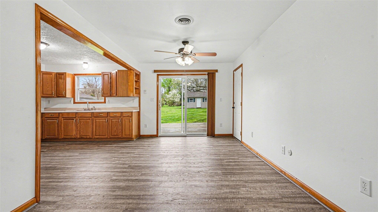 4693 Dexter Pinckney Road, Dexter, MI, 48130-8561