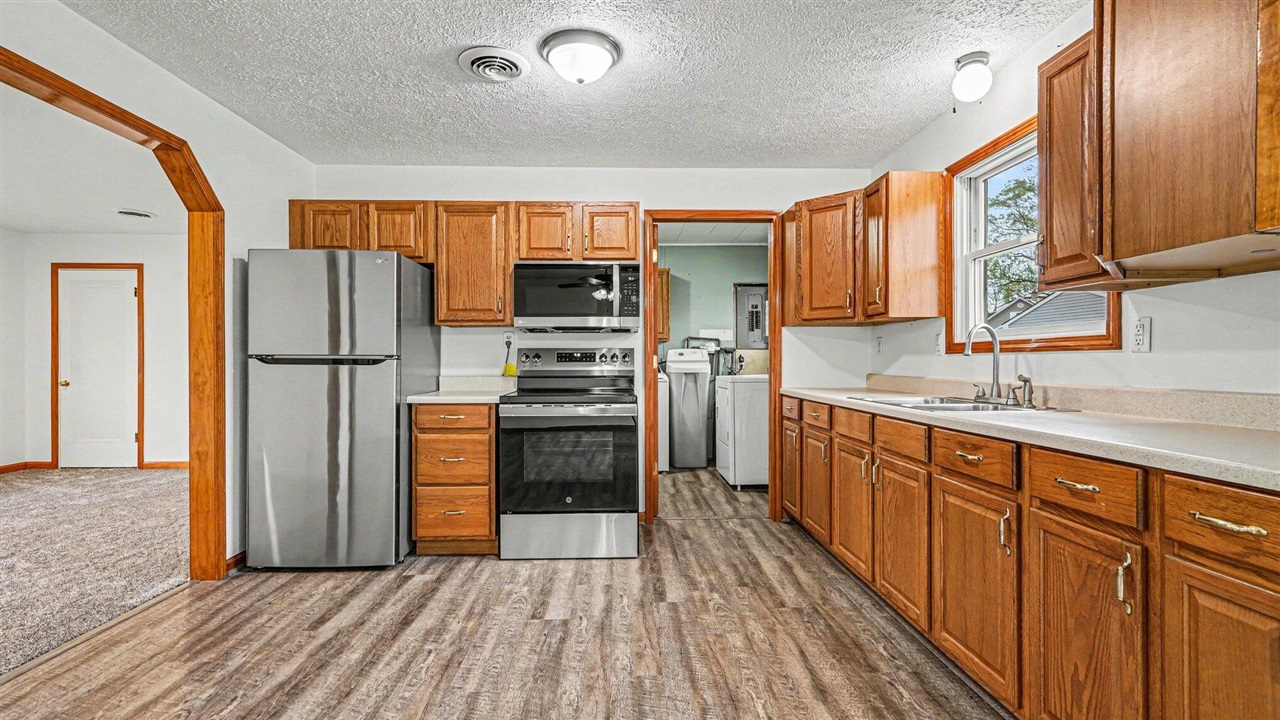 4693 Dexter Pinckney Road, Dexter, MI, 48130-8561