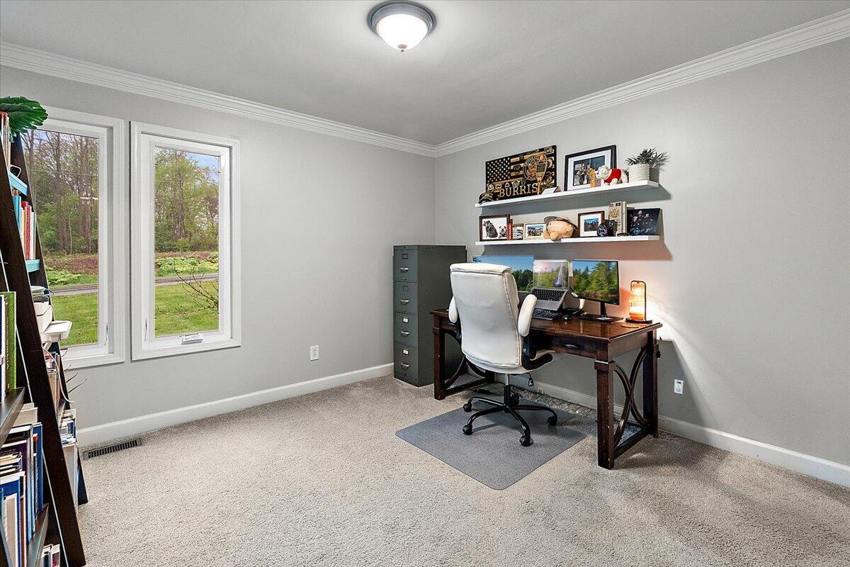 8467 Pucker Street, Berrien Center, MI, 49102-9718