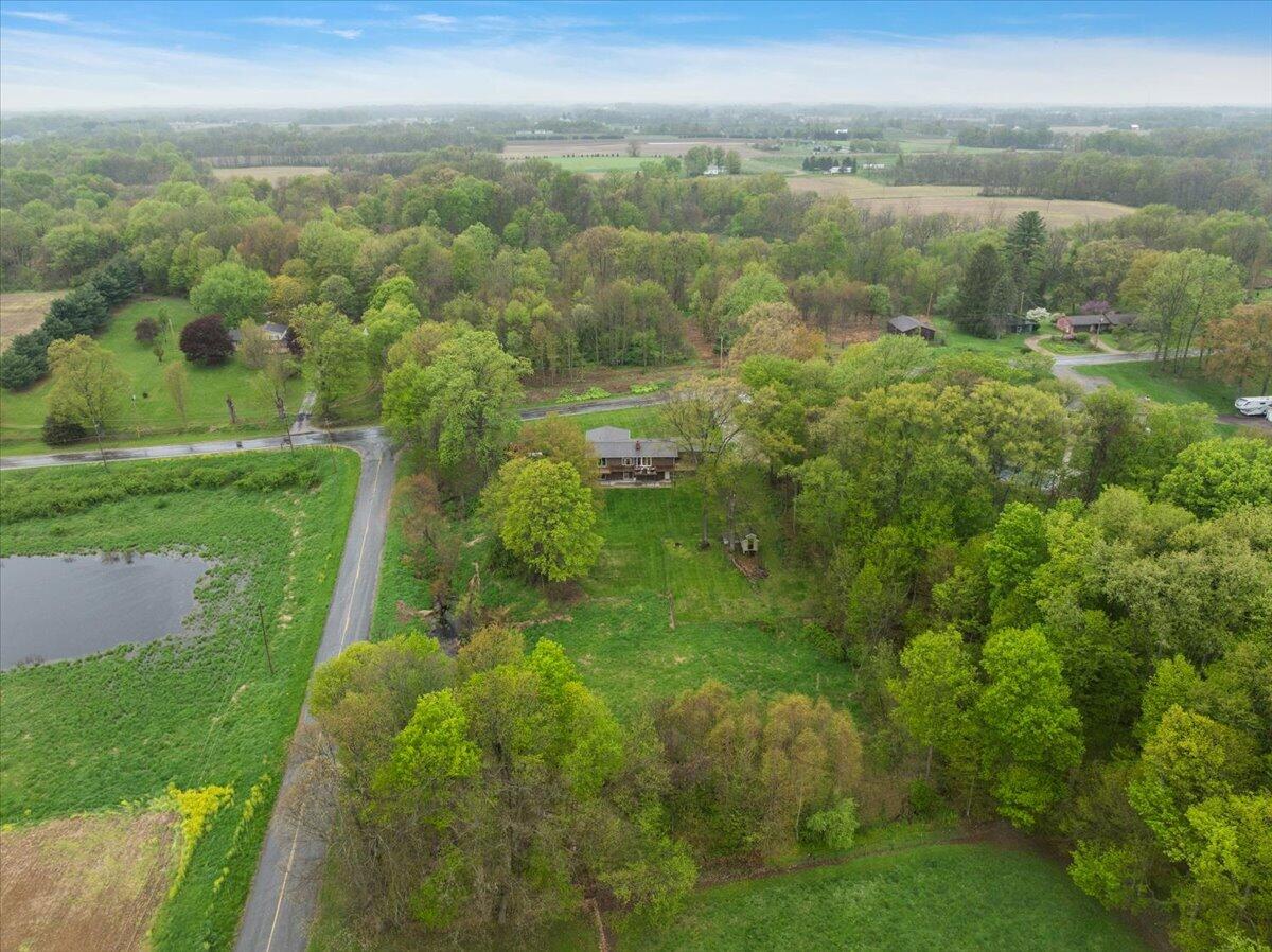 8467 Pucker Street, Berrien Center, MI, 49102-9718