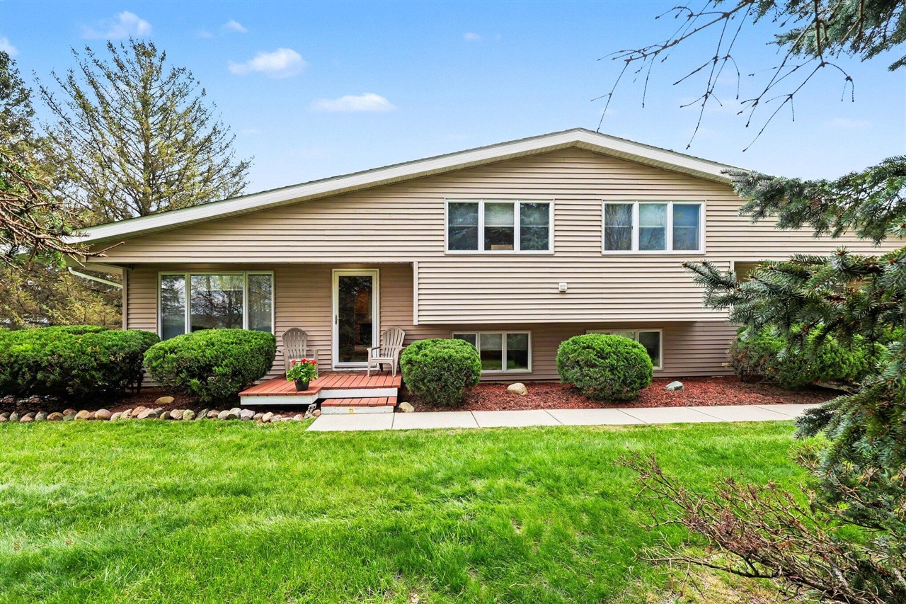 8300 Lawrence Avenue, Ypsilanti, MI, 48197 9331