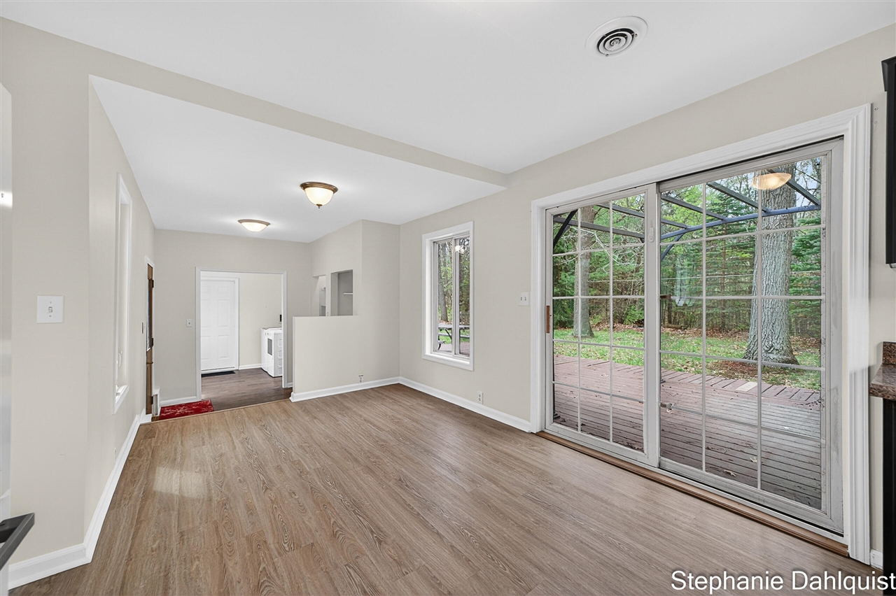 1093 E Giles Road, Muskegon, MI, 49445-2625