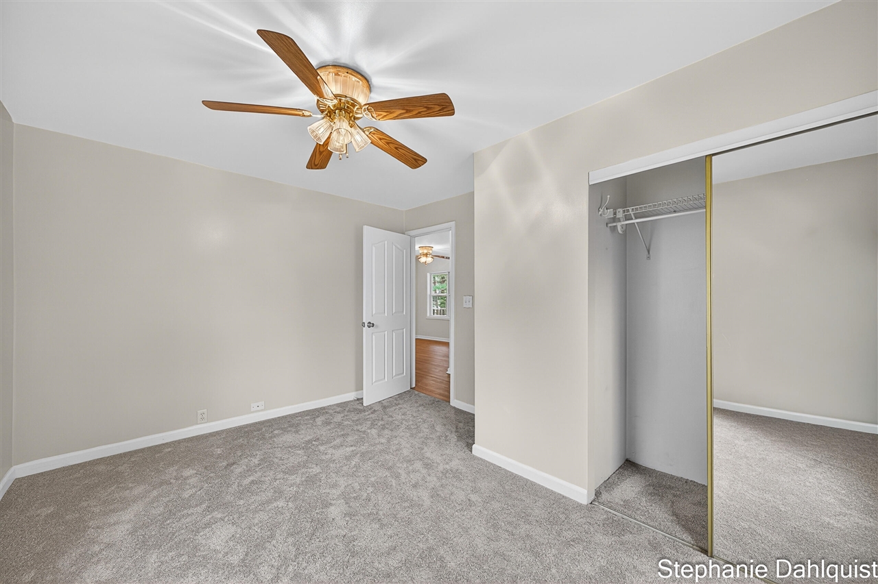 1093 E Giles Road, Muskegon, MI, 49445-2625