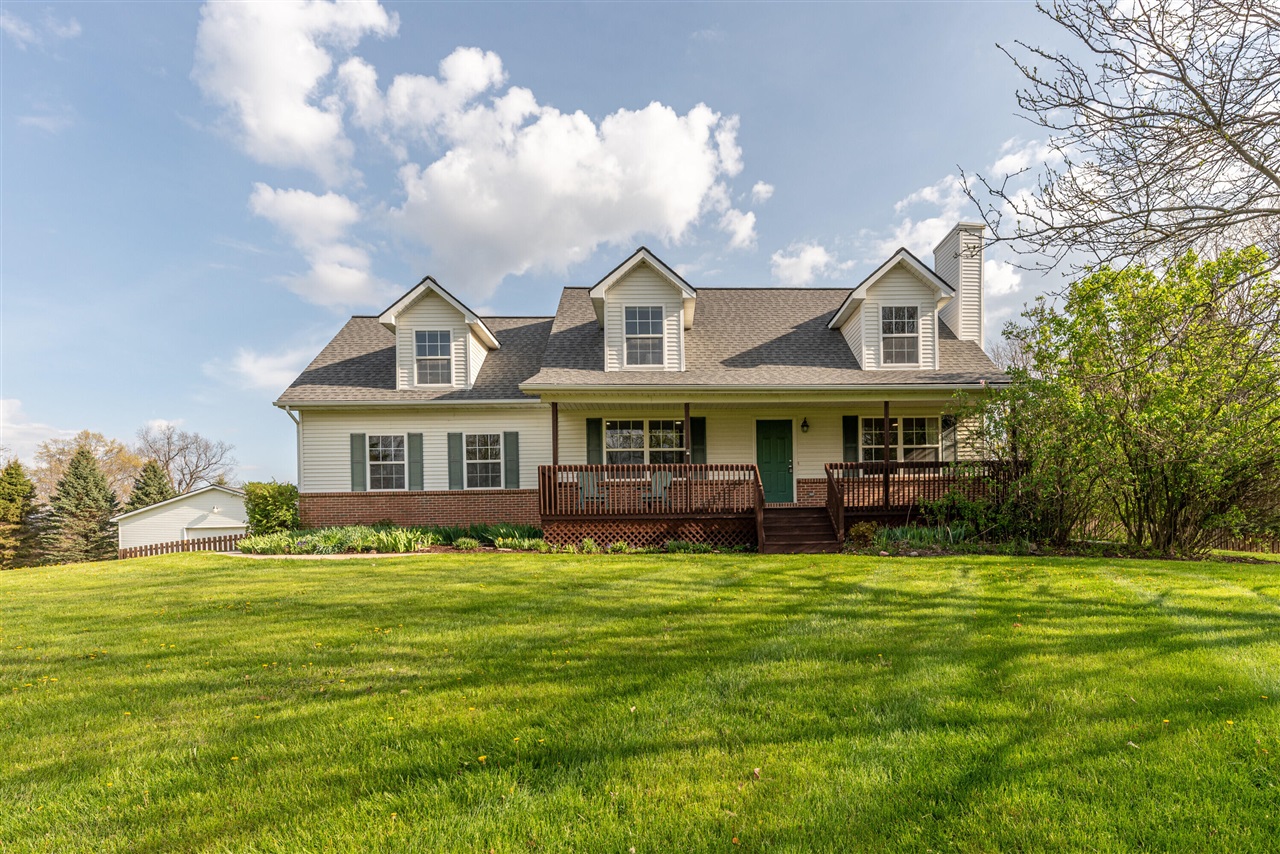 1453 Waterways Drive, Ann Arbor, MI, 48108-2757