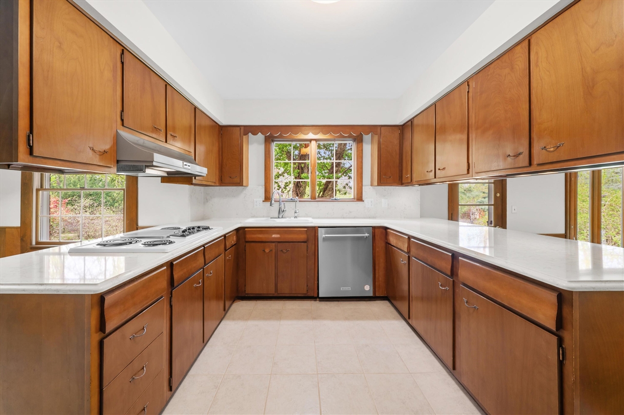 1376 Bird Road, Ann Arbor, MI, 48103