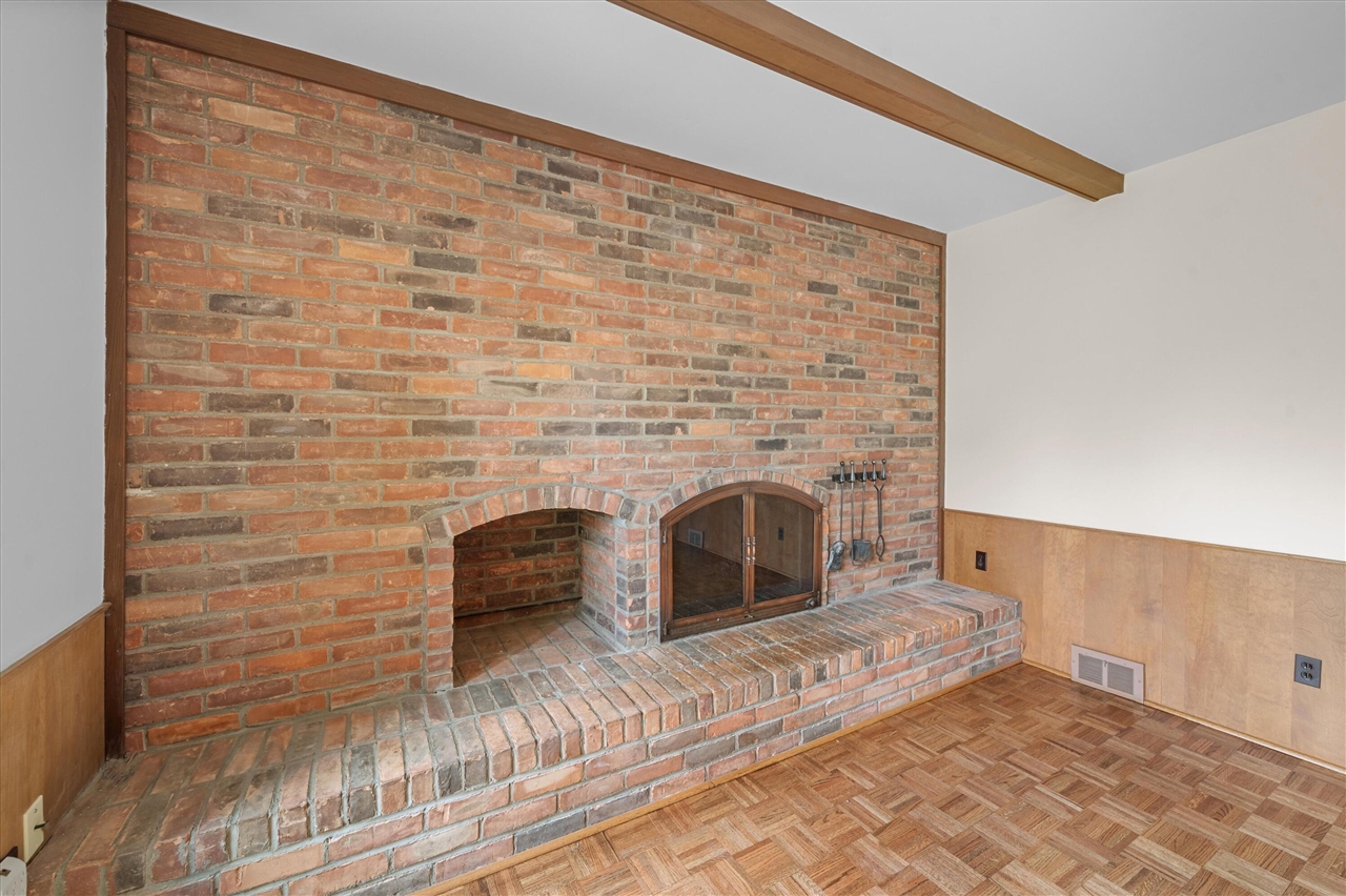 1376 Bird Road, Ann Arbor, MI, 48103