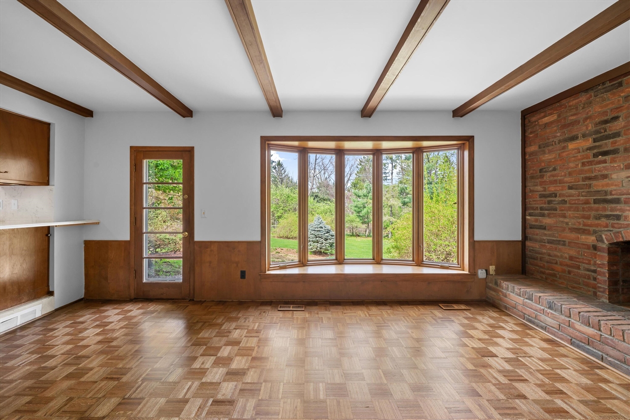 1376 Bird Road, Ann Arbor, MI, 48103