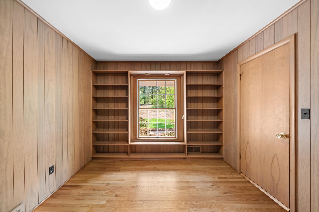 1376 Bird Road, Ann Arbor, MI, 48103