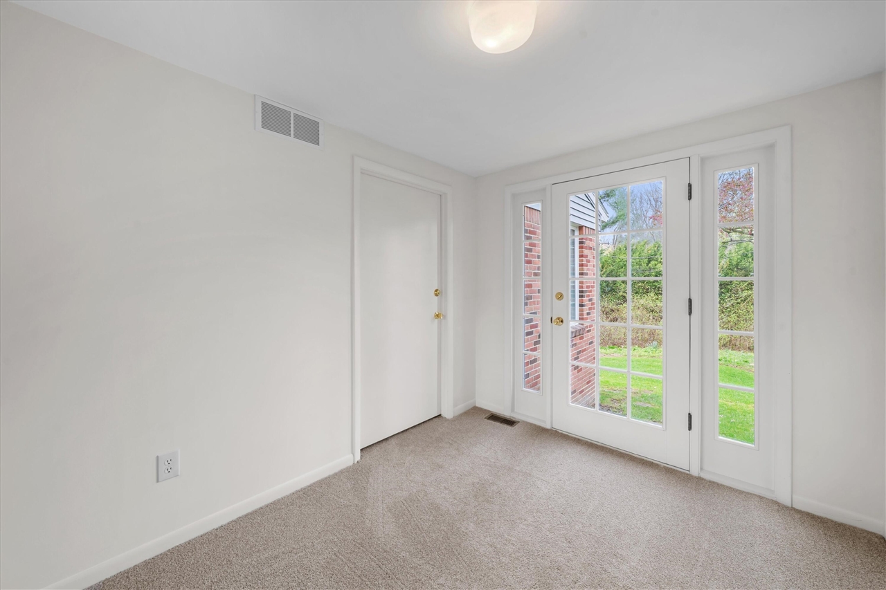 1376 Bird Road, Ann Arbor, MI, 48103
