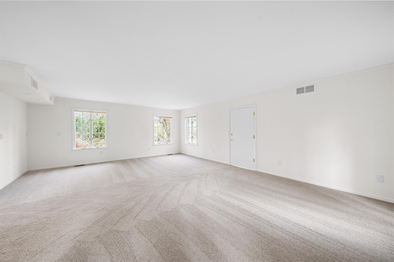 1376 Bird Road, Ann Arbor, MI, 48103