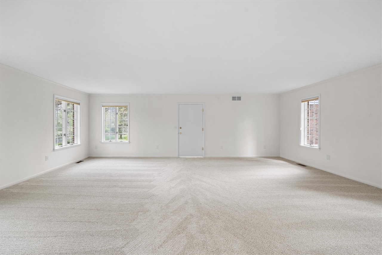 1376 Bird Road, Ann Arbor, MI, 48103
