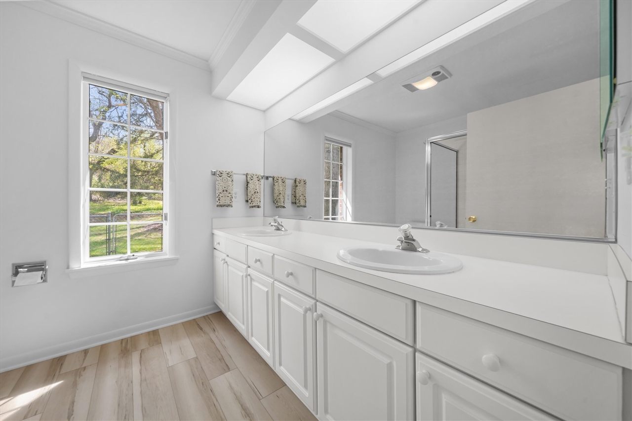 1376 Bird Road, Ann Arbor, MI, 48103