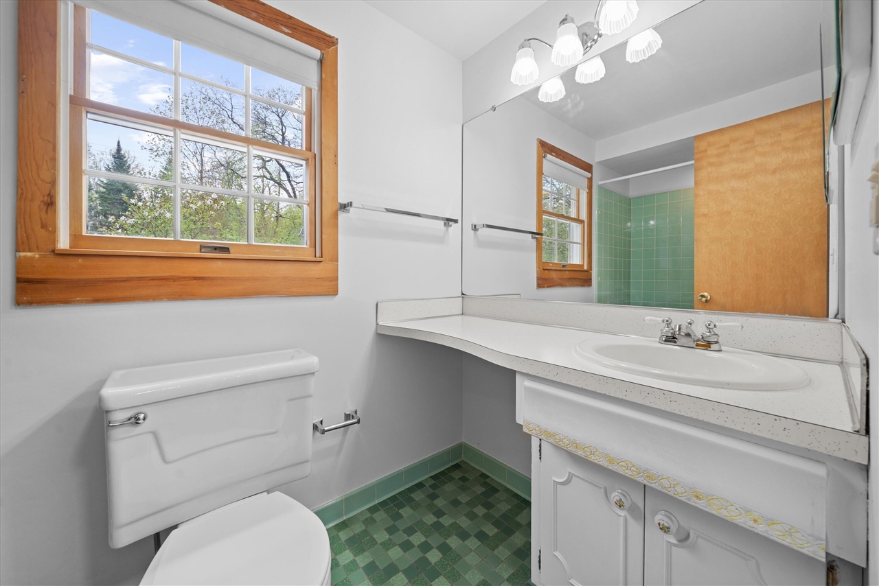 1376 Bird Road, Ann Arbor, MI, 48103