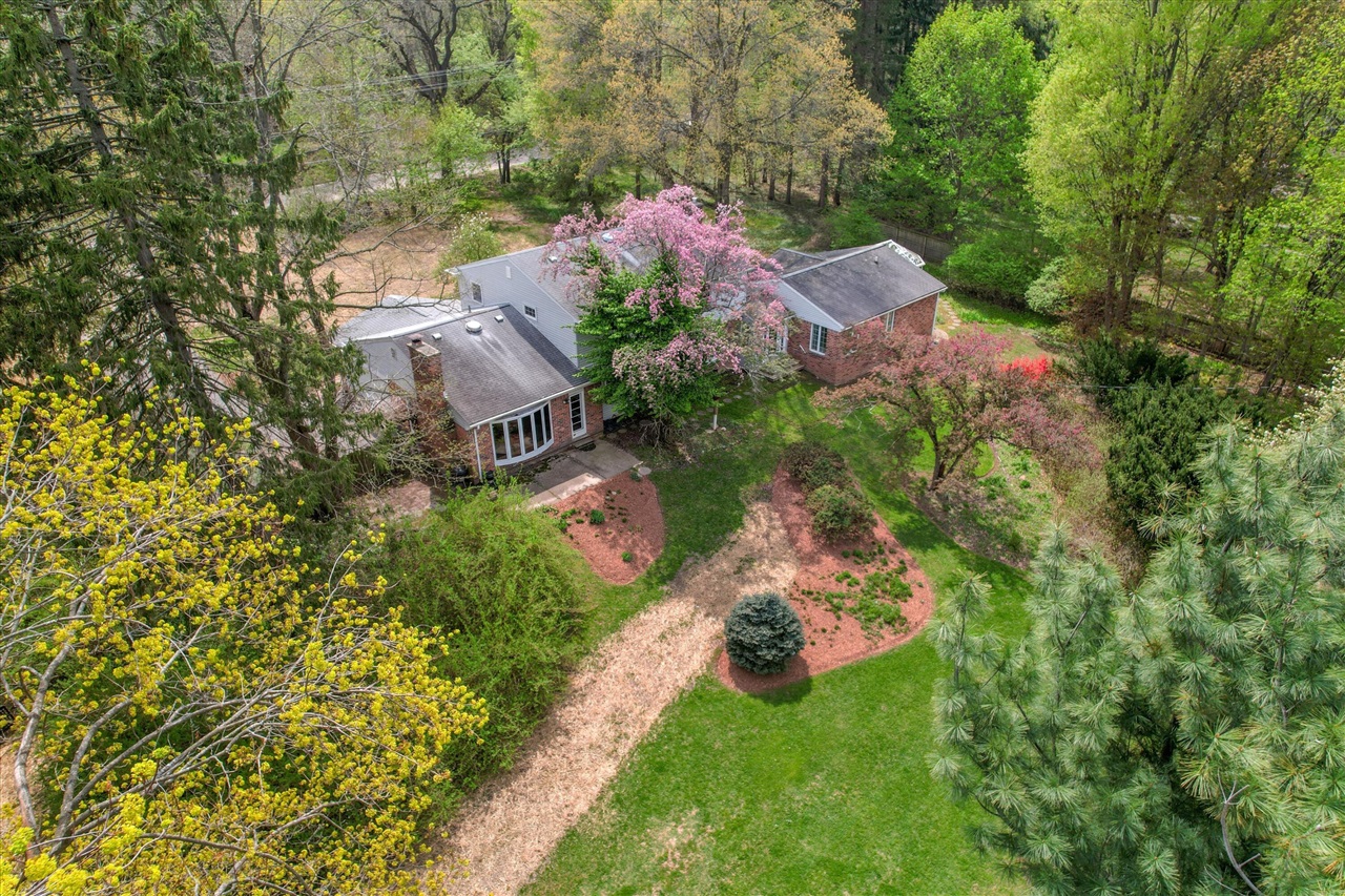 1376 Bird Road, Ann Arbor, MI, 48103