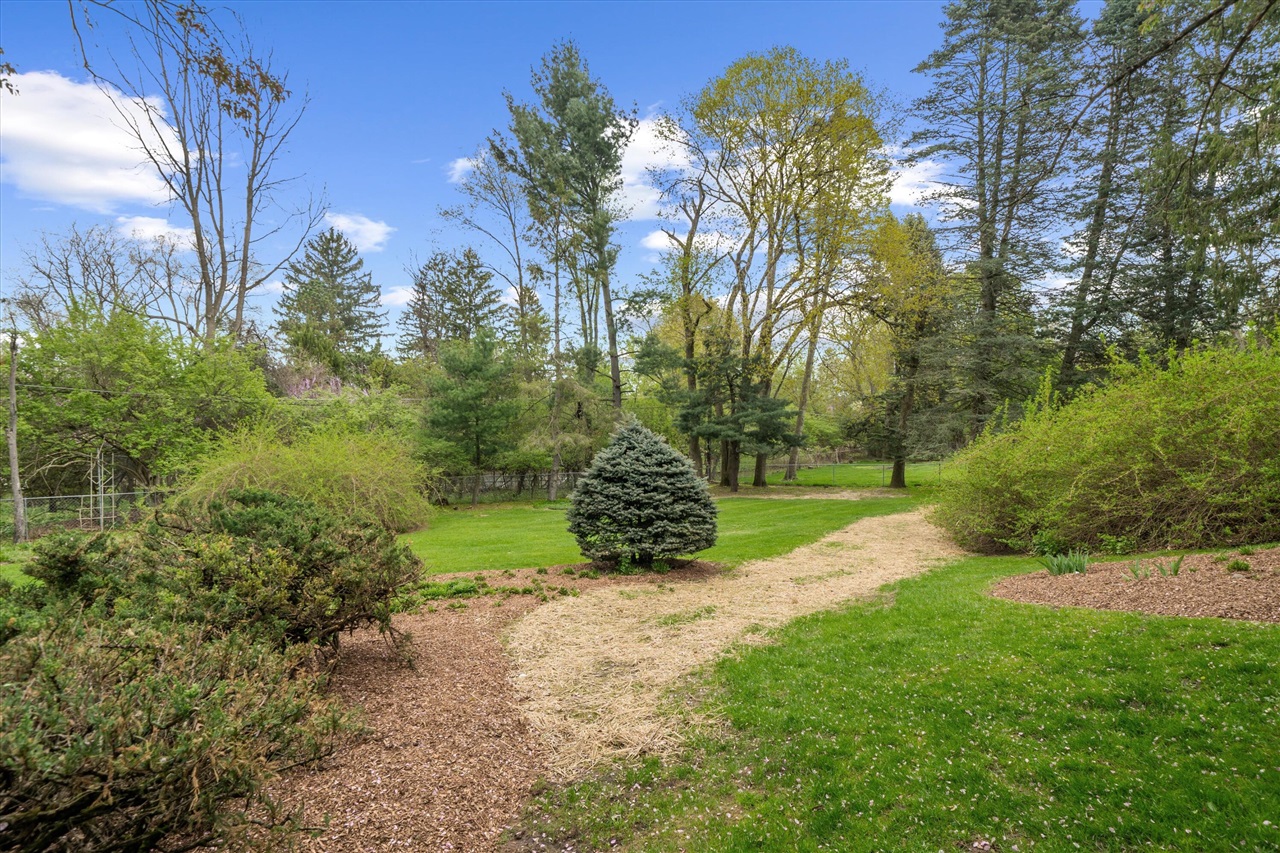 1376 Bird Road, Ann Arbor, MI, 48103