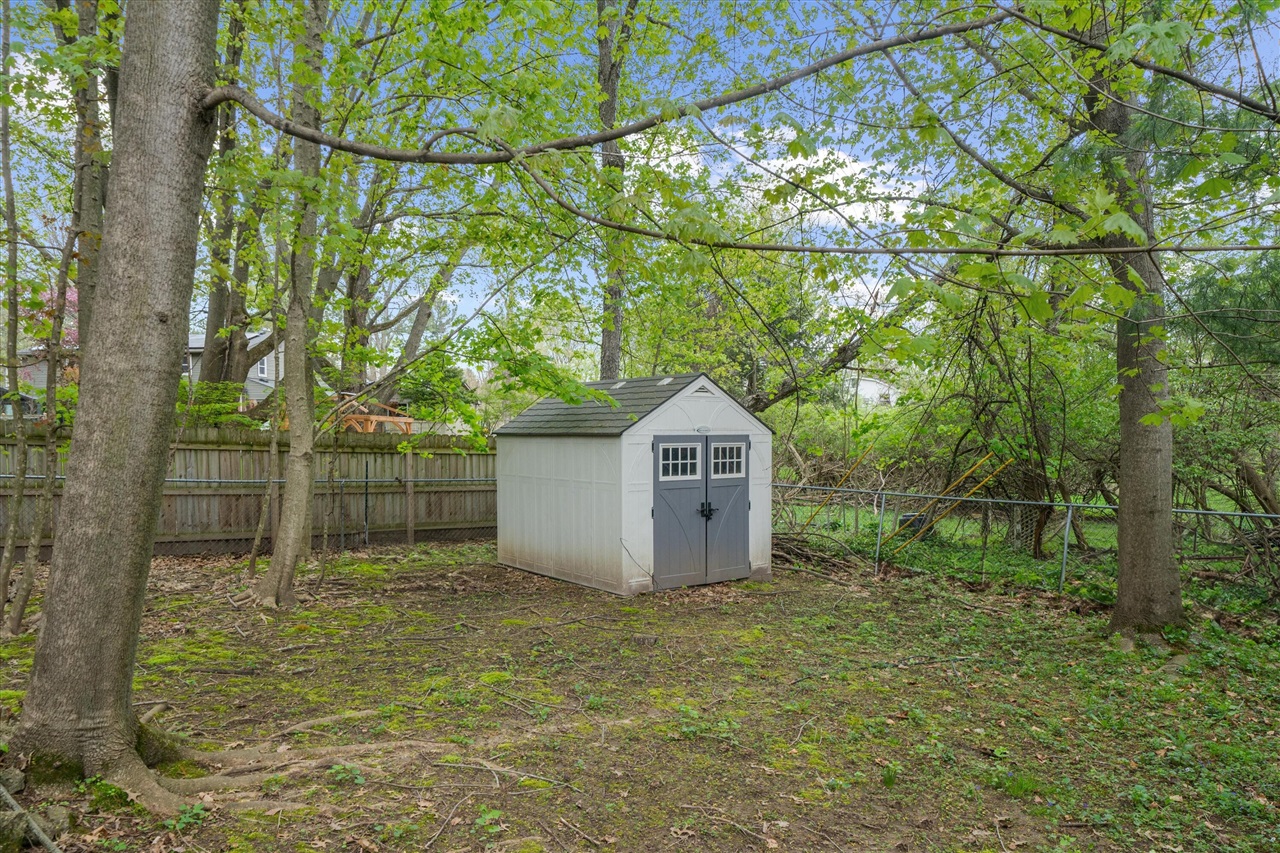 1376 Bird Road, Ann Arbor, MI, 48103