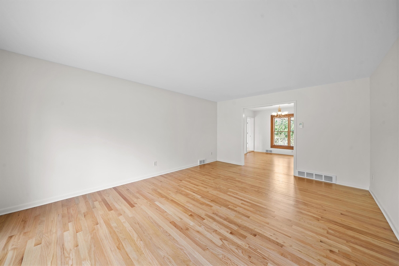 1376 Bird Road, Ann Arbor, MI, 48103