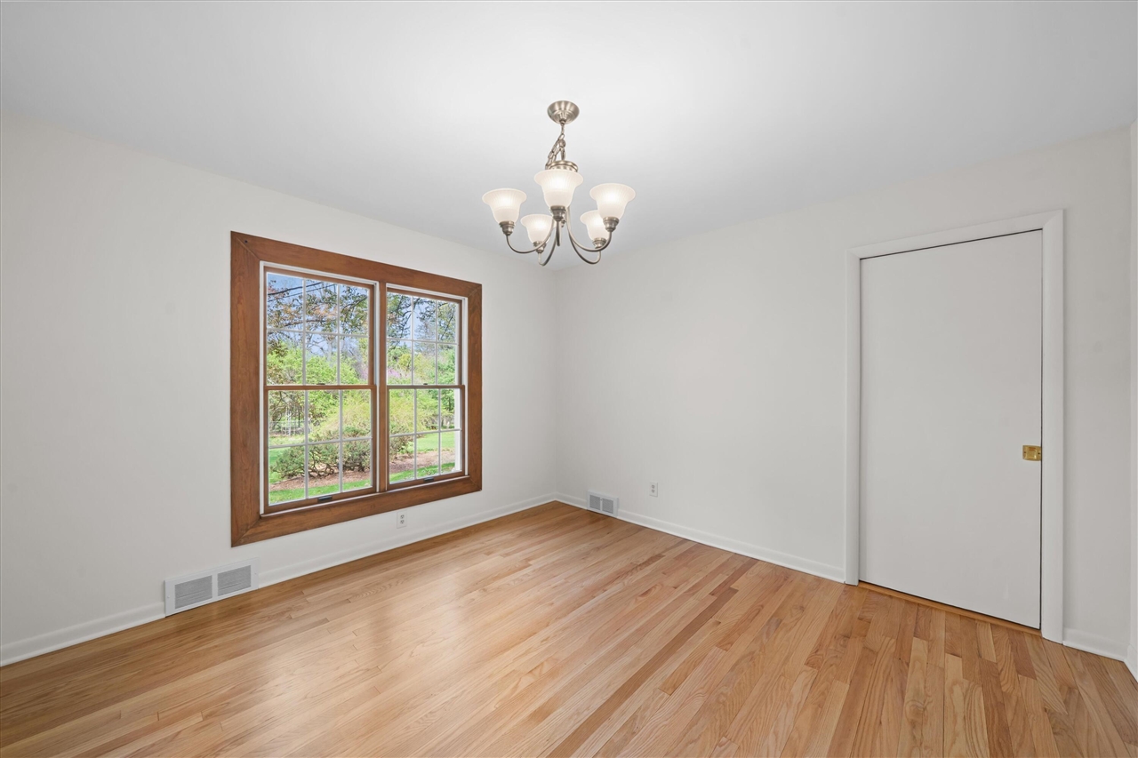 1376 Bird Road, Ann Arbor, MI, 48103