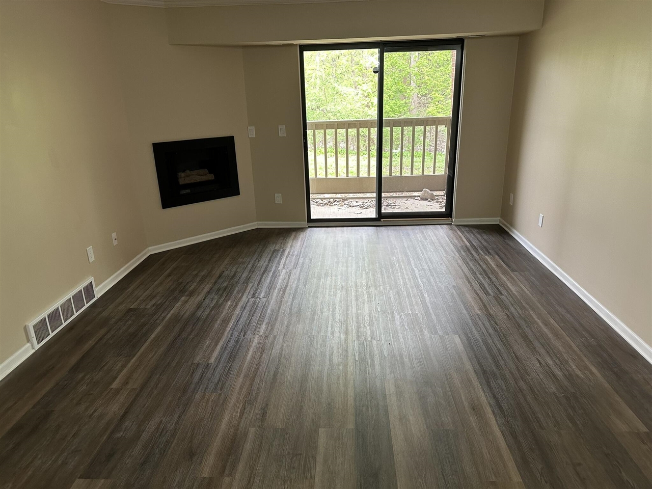 3005 Fernwood UNIT&nbsp;103, Ann Arbor, MI, 48108-1973