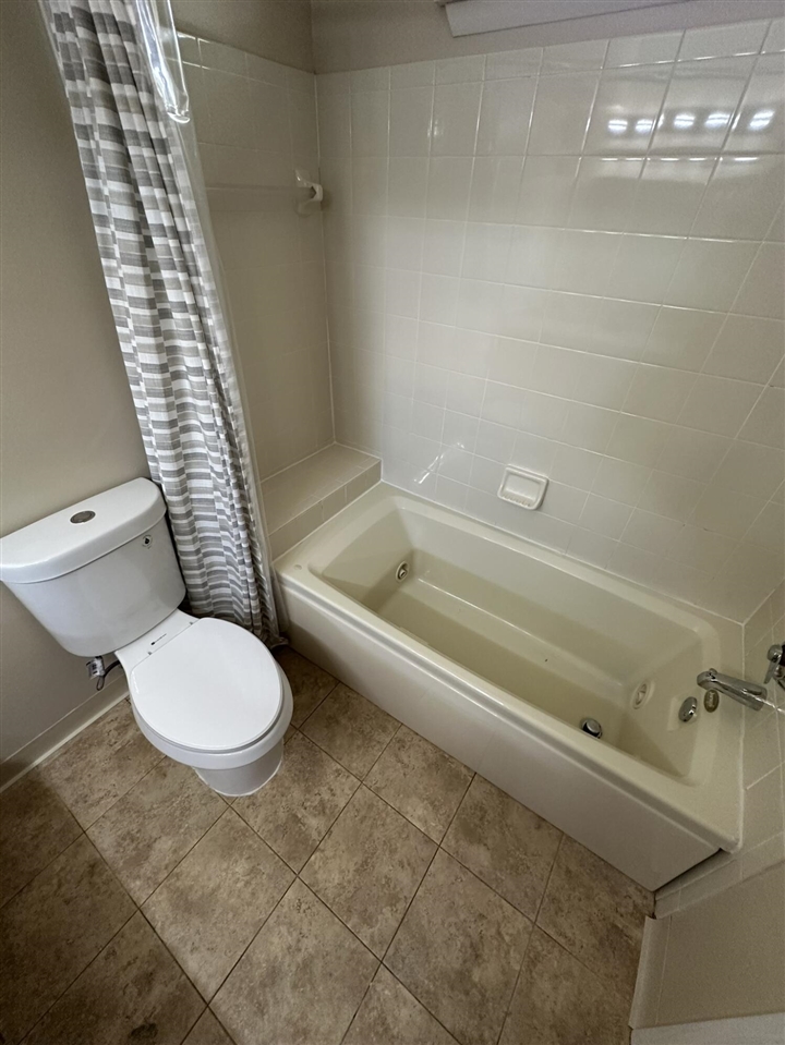 3005 Fernwood UNIT&nbsp;103, Ann Arbor, MI, 48108-1973