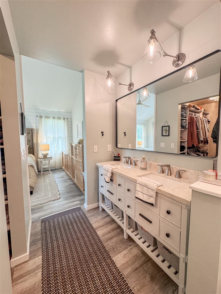3602 Woodbridge Lane, Portage, MI, 49024-4092