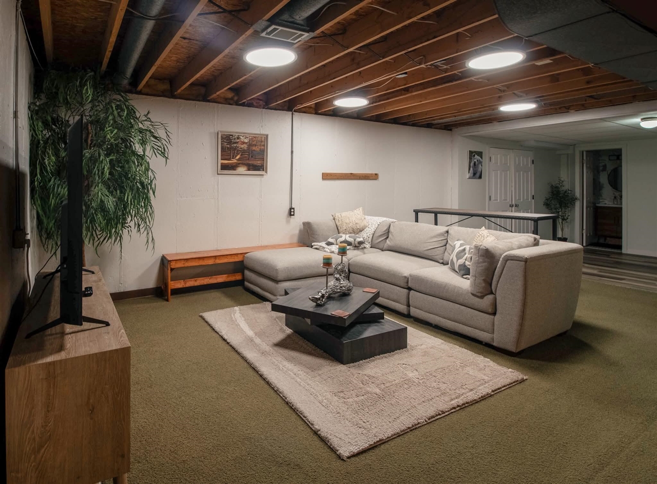 3602 Woodbridge Lane, Portage, MI, 49024-4092