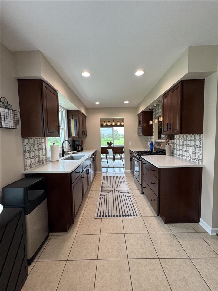 3602 Woodbridge Lane, Portage, MI, 49024-4092