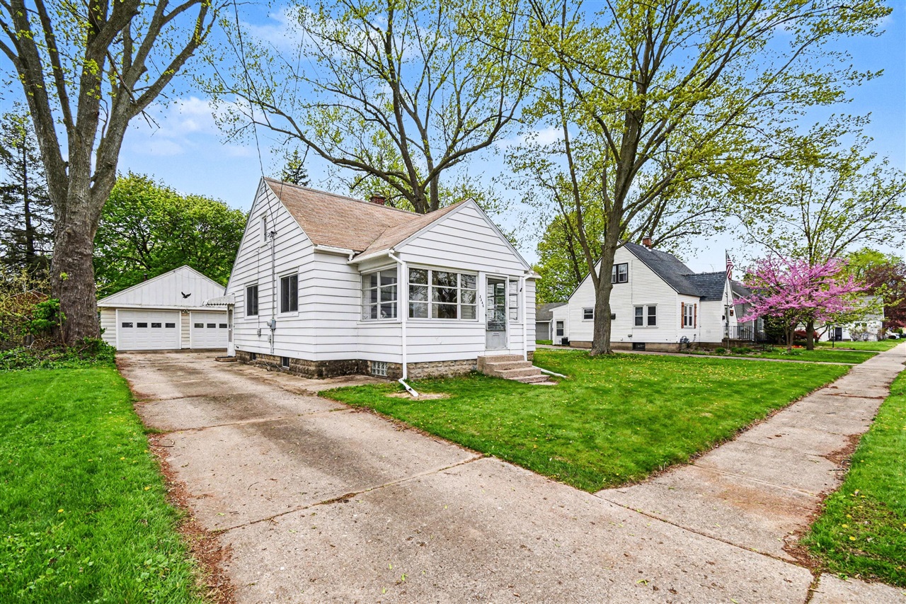 3546 Curtis Street, Hudsonville, MI, 49426-1306