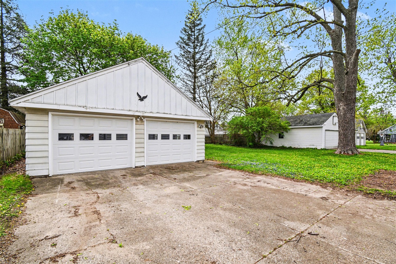 3546 Curtis Street, Hudsonville, MI, 49426-1306