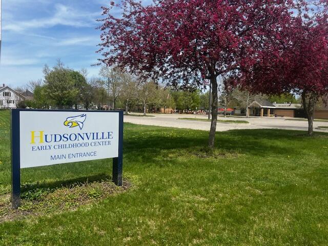3546 Curtis Street, Hudsonville, MI, 49426-1306