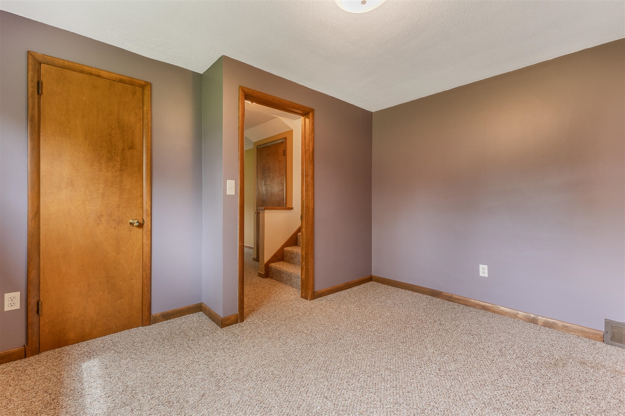 4658 3 Mile Road, Grand Rapids, MI, 49534-1143