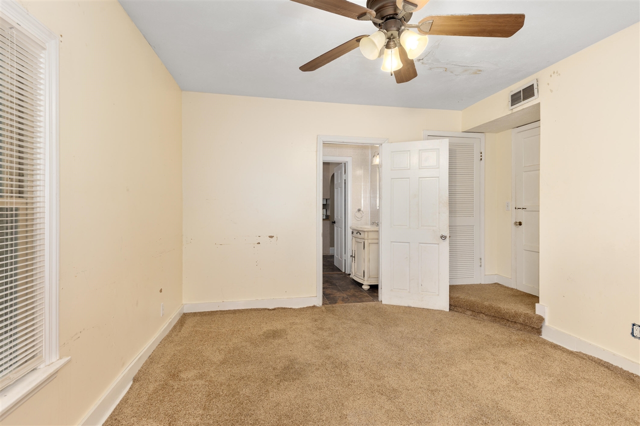 629 S Jefferson Street, Hastings, MI, 49058-2235