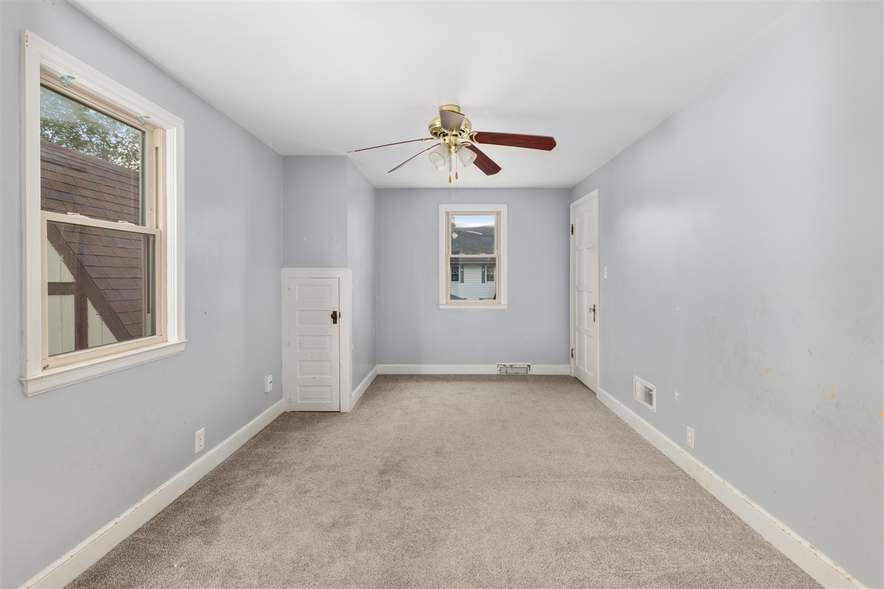 629 S Jefferson Street, Hastings, MI, 49058-2235