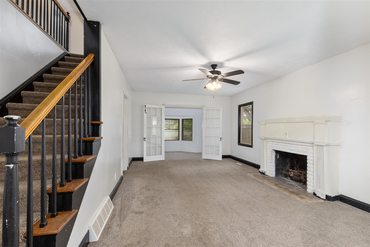 629 S Jefferson Street, Hastings, MI, 49058-2235
