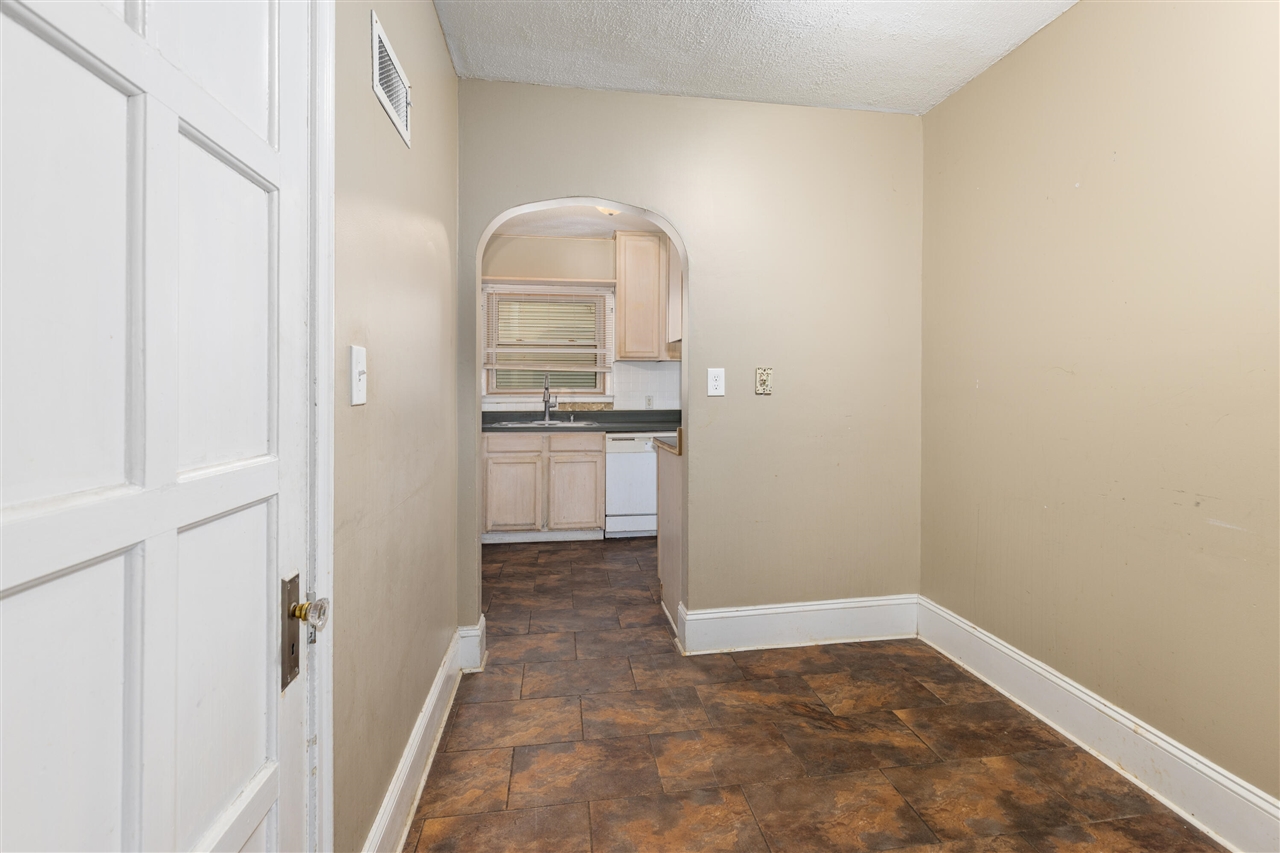 629 S Jefferson Street, Hastings, MI, 49058-2235