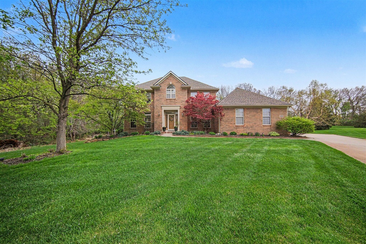 5559 Creekview Drive, Ann Arbor, MI, 48108-8551