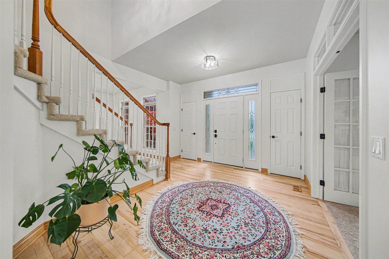 5559 Creekview Drive, Ann Arbor, MI, 48108-8551