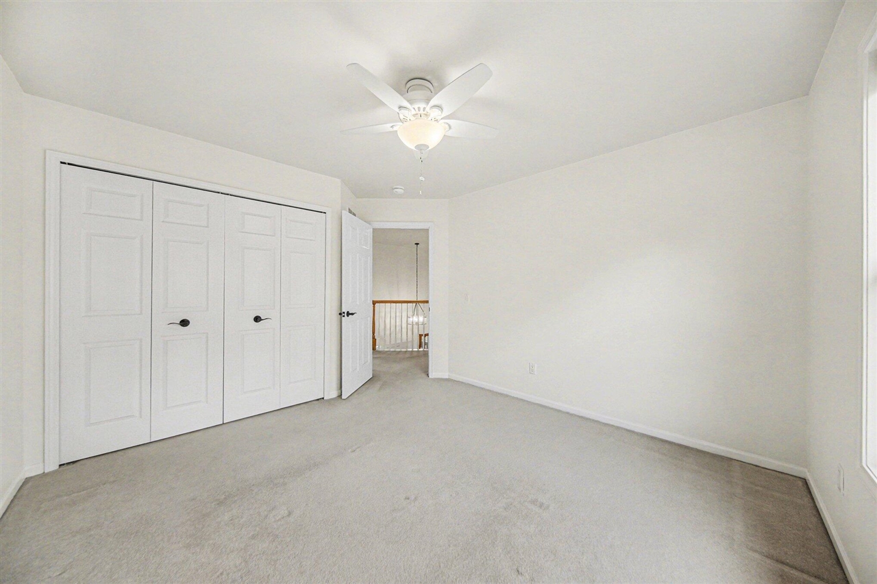 5559 Creekview Drive, Ann Arbor, MI, 48108-8551