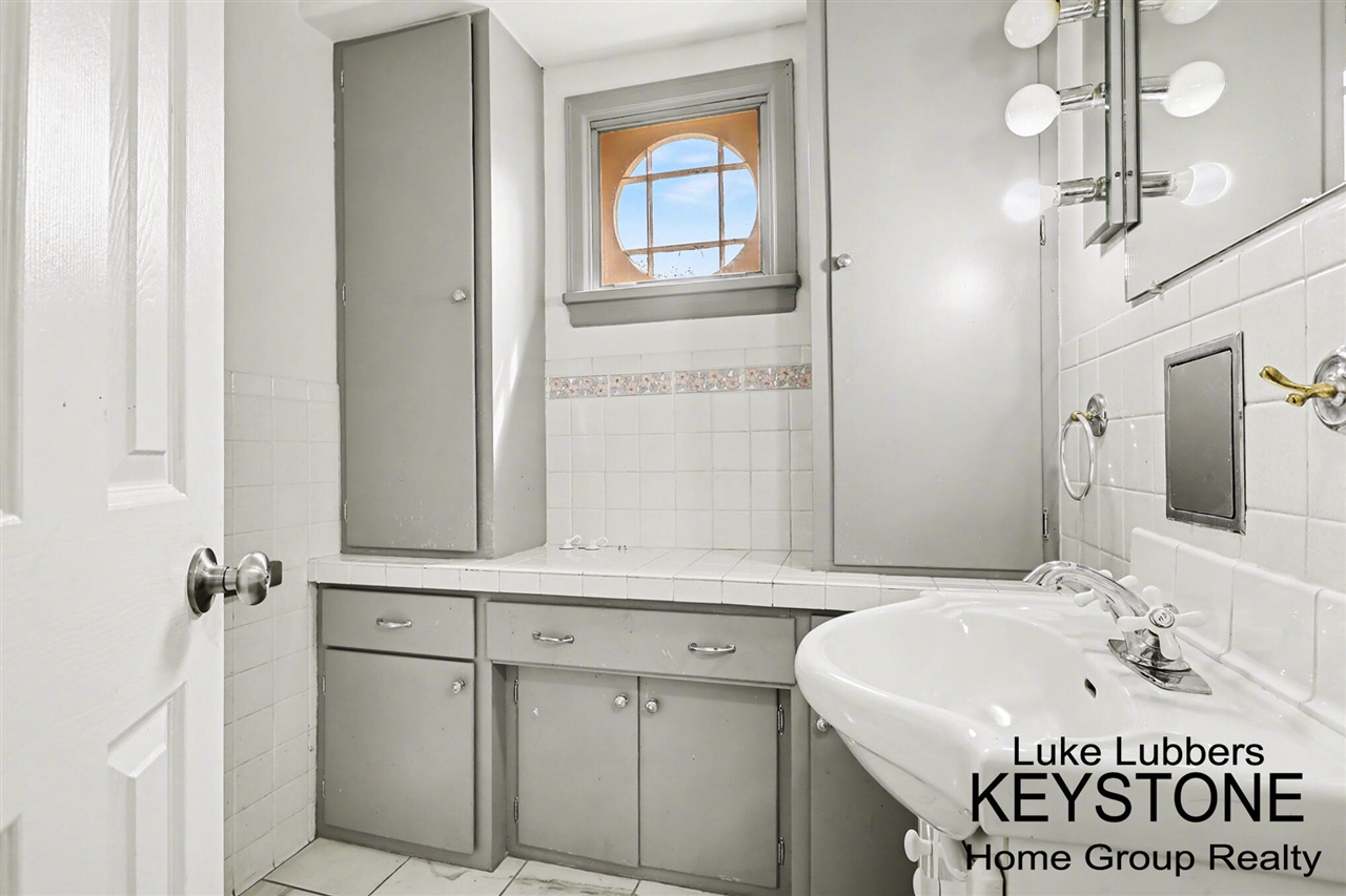 720 S Cass Street, Hastings, MI, 49058-2039