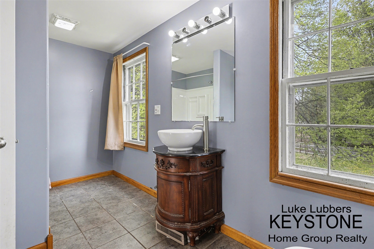 720 S Cass Street, Hastings, MI, 49058-2039