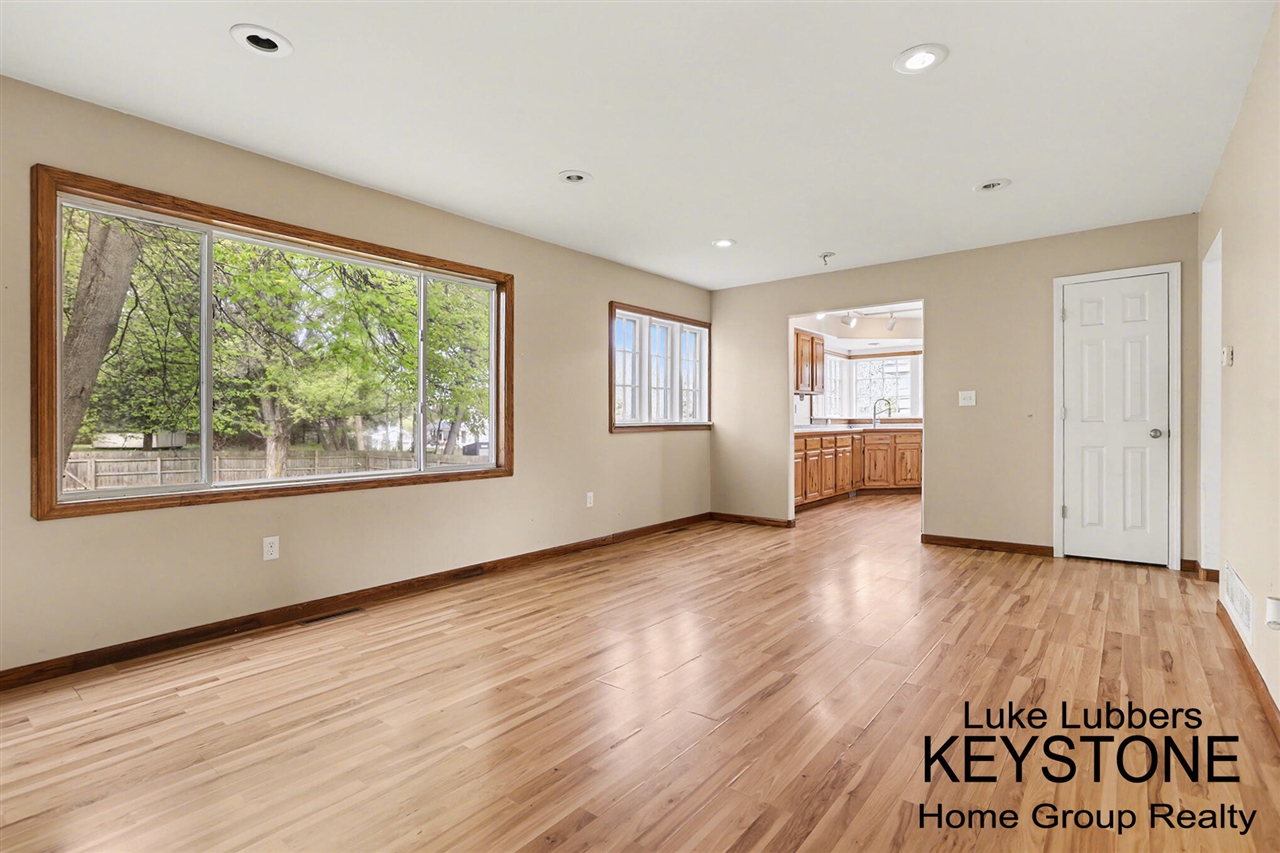 720 S Cass Street, Hastings, MI, 49058-2039