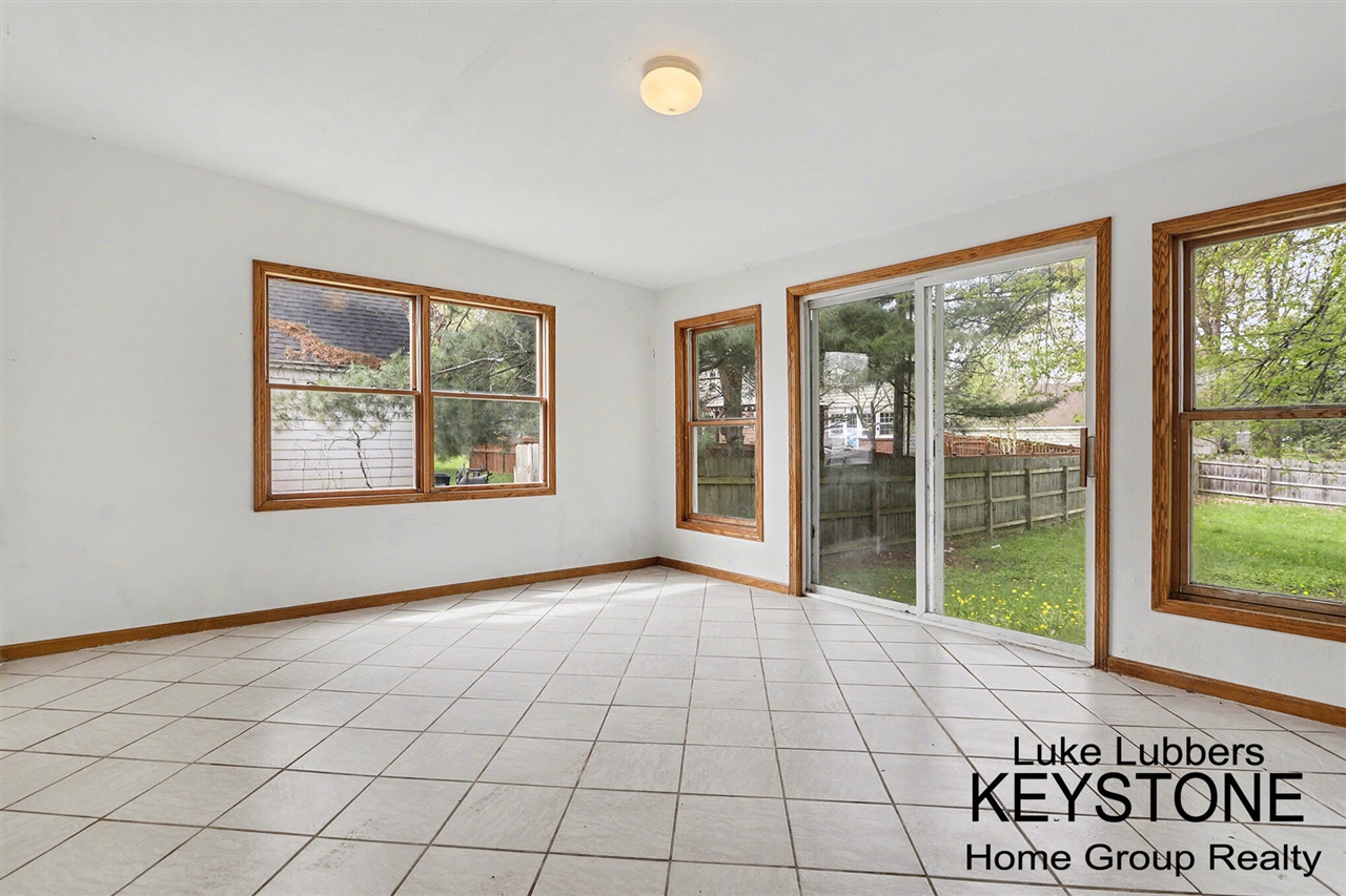 720 S Cass Street, Hastings, MI, 49058-2039