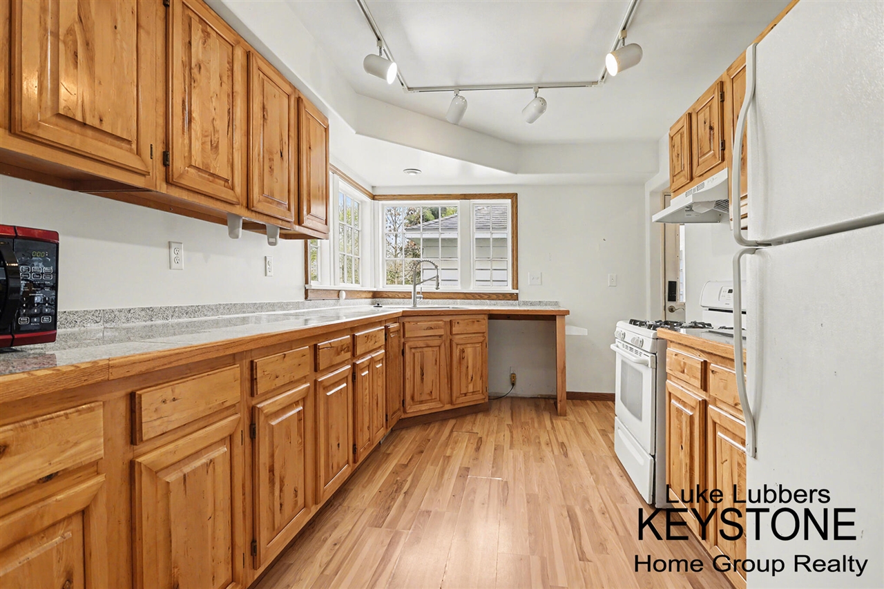 720 S Cass Street, Hastings, MI, 49058-2039