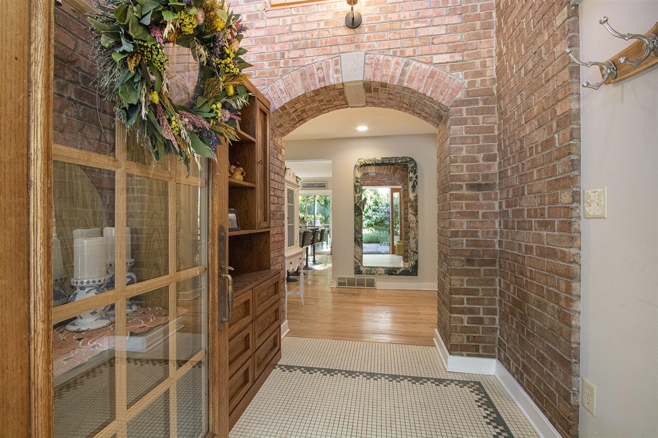 2837 Washington Avenue, Saint Joseph, MI, 49085