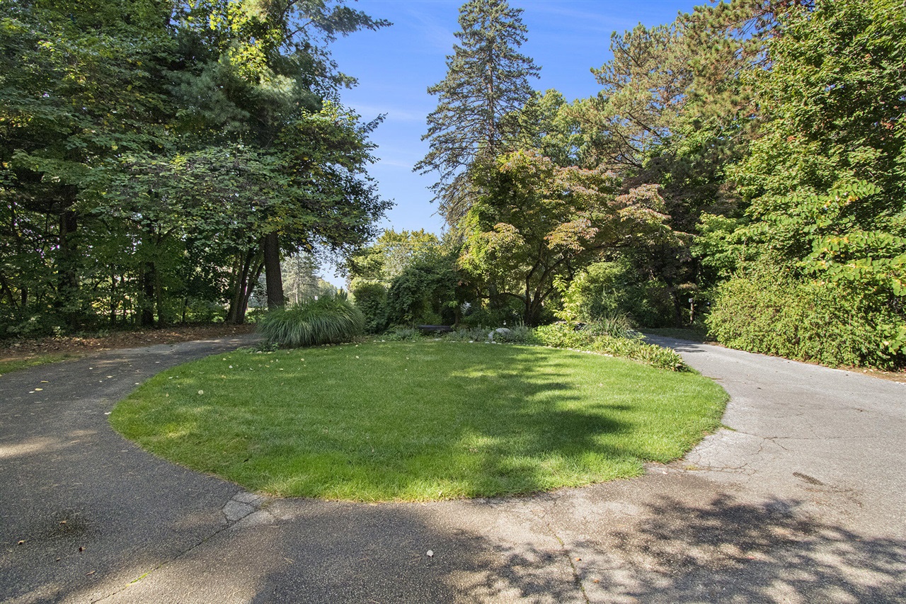 2837 Washington Avenue, Saint Joseph, MI, 49085